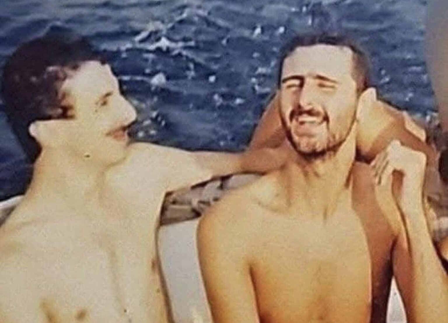 Le coming out forcé de Bachar al-Assad? De troublantes photos intimes du dictateur publiées par les rebelles