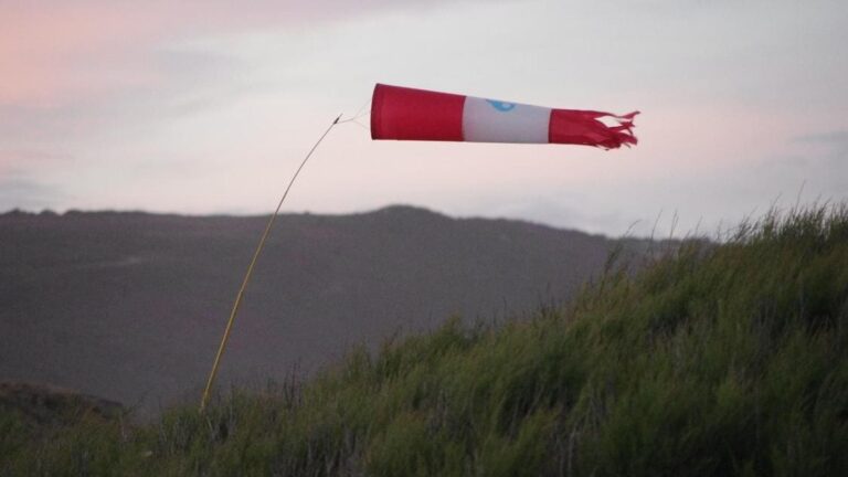 Météo du vendredi 24 janvier : vent fort et pluies sur le nord-ouest, douceur au sud