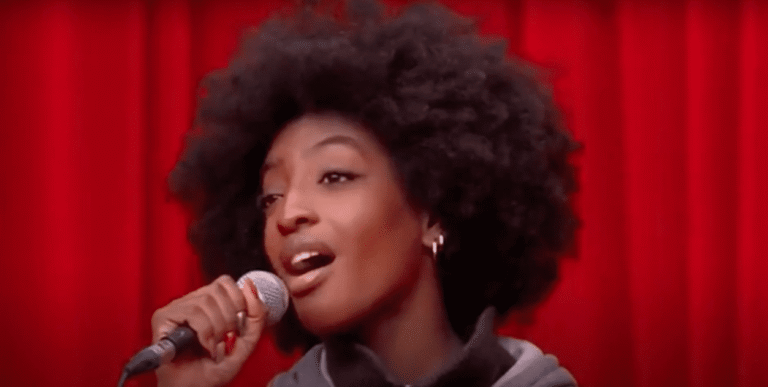 Ebony, finaliste de la Star Academy, cible de haine raciste : SOS Racisme réagit
