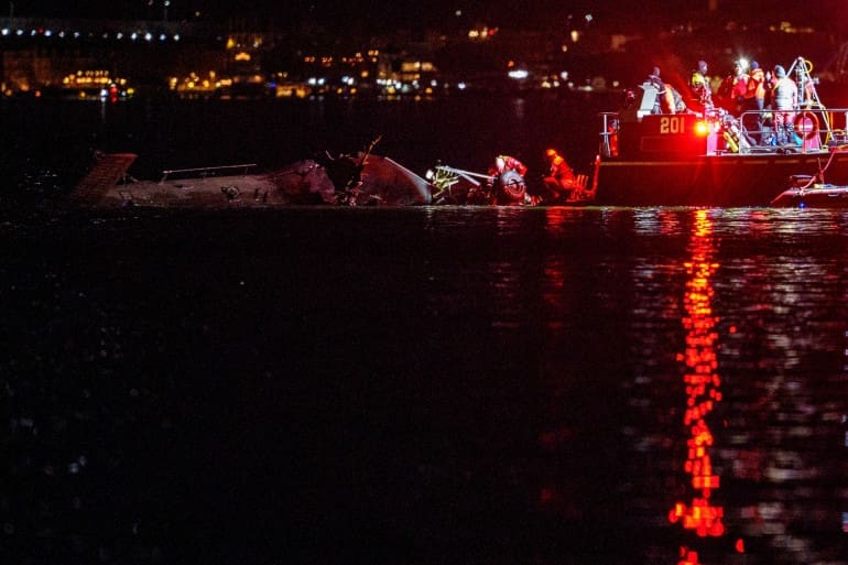 Collision aérienne à Washington : aucun survivant. Les 67 personnes à bord sont décédées