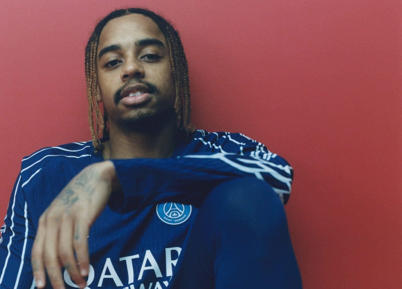 Barcola PSG 2025 Jordan 4e maillot