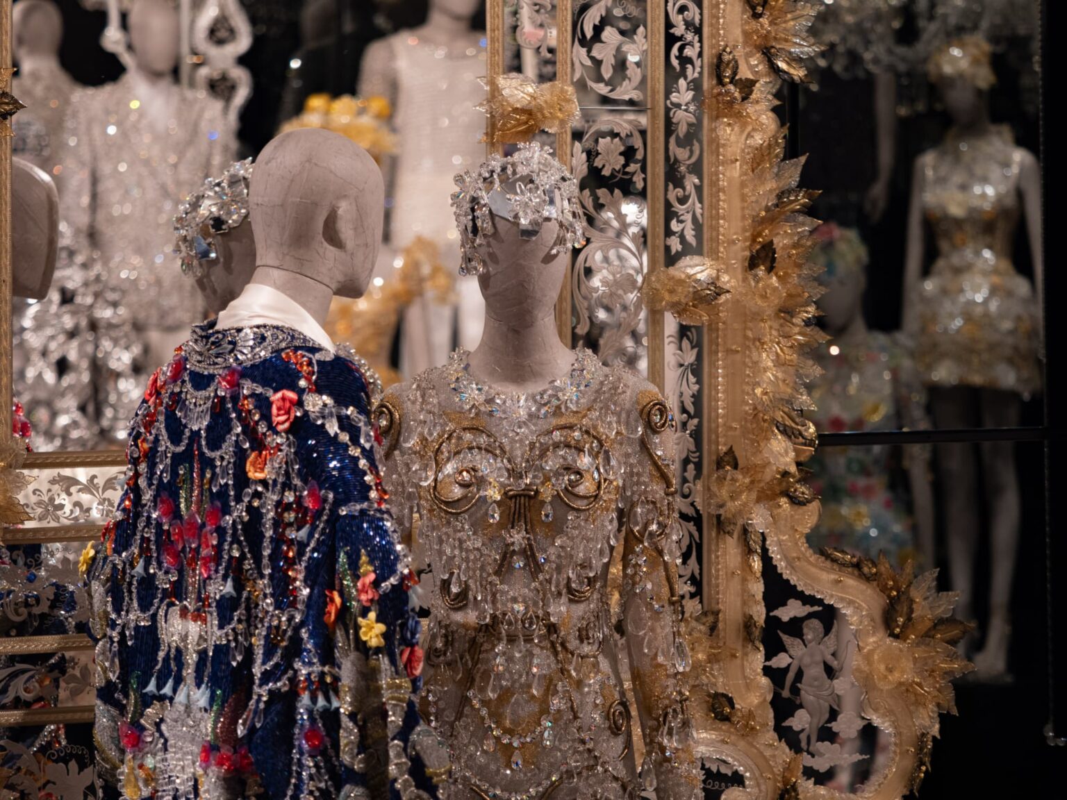 Dolce-and-Gabbana-Grand-Palais-1981471
