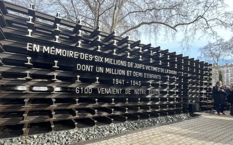 Lyon inaugure “Les Rails de la mémoire” en hommage aux victimes de la Shoah
