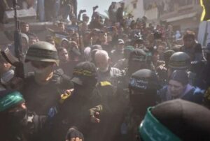 Israël interrompt la libération de prisonniers palestiniens à cause du chaos qui règne à Gaza 