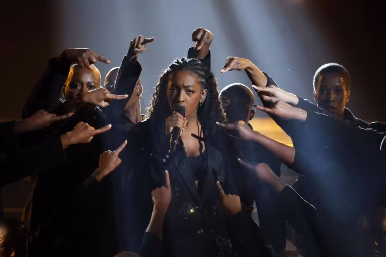 Star Academy : Deux plaintes déposées pour des messages racistes en ligne à l'encontre de la candidate Ebony Cham