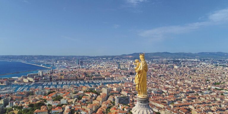 Les ministres Juliette Méadel et Yannick Neuder en déplacement à Marseille ce vendredi