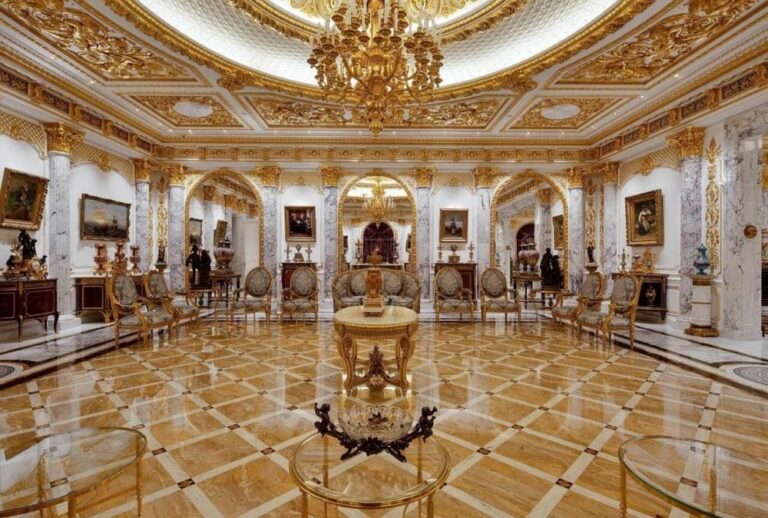 Une Villa Plaquée d’Or à Plus de 100 Millions de Dollars