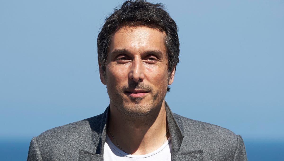 « Le métier d’acteur, c’est le corps et l’esprit » : Vincent Elbaz s’oppose à l’IA
