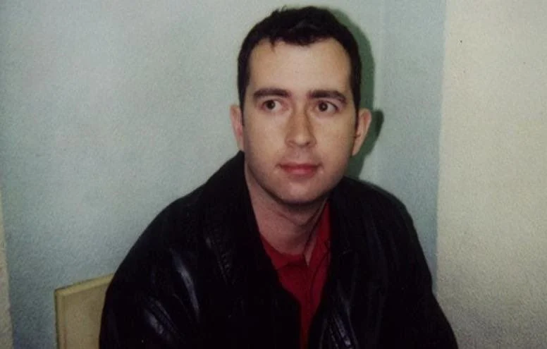 Sept ans de prison requis contre l’escroc britannique Robert Hendy-Freegard