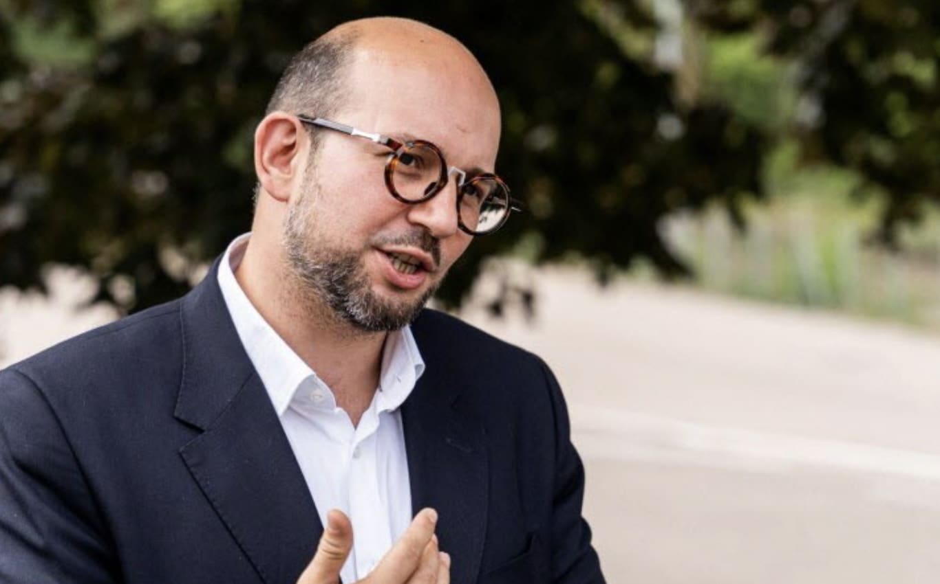 INTERVIEW - Ludovic Mendes : "l'État devient complice des narcotrafiquant"