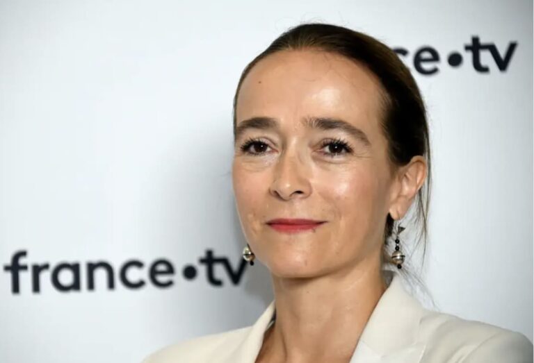 Comment Delphine Ernotte pilote France Télévisions au quotidien