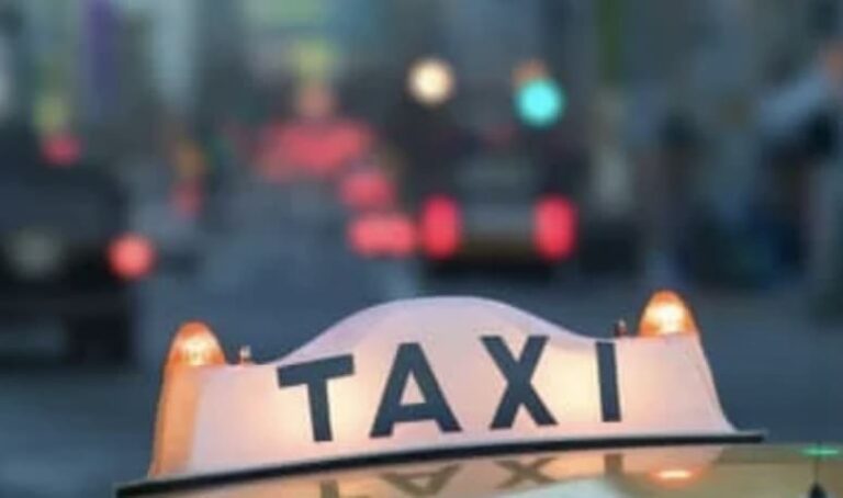 Une conductrice de taxi jugée pour 2,3 millions d’euros détournés