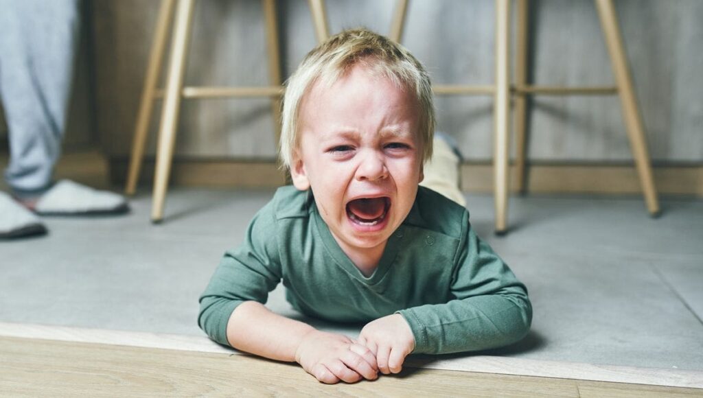 Conseils pour éviter les crises de colère d’un enfant en public