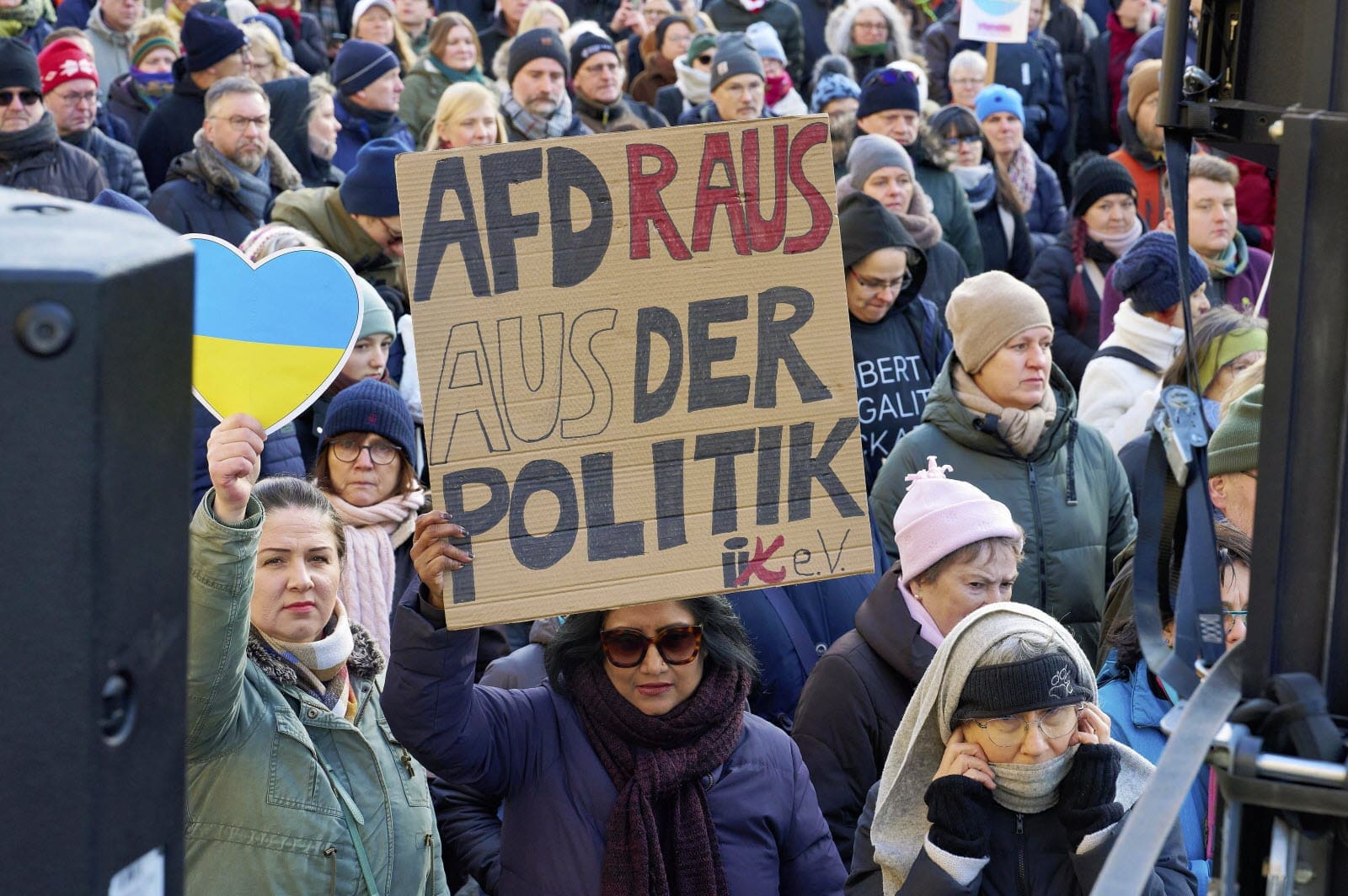 L’Allemagne se soulève contre l’extrême droite et le rapprochement de Friedrich Merz avec l’AfD