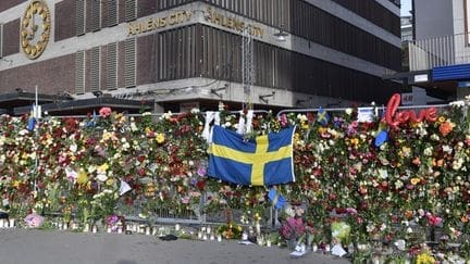 La Suède endeuillée après la pire tuerie de son histoire