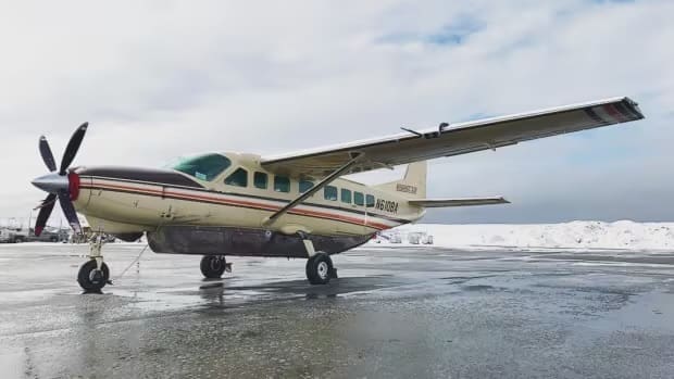 Alaska : la carcasse d’un avion disparu retrouvée, trois morts confirmés