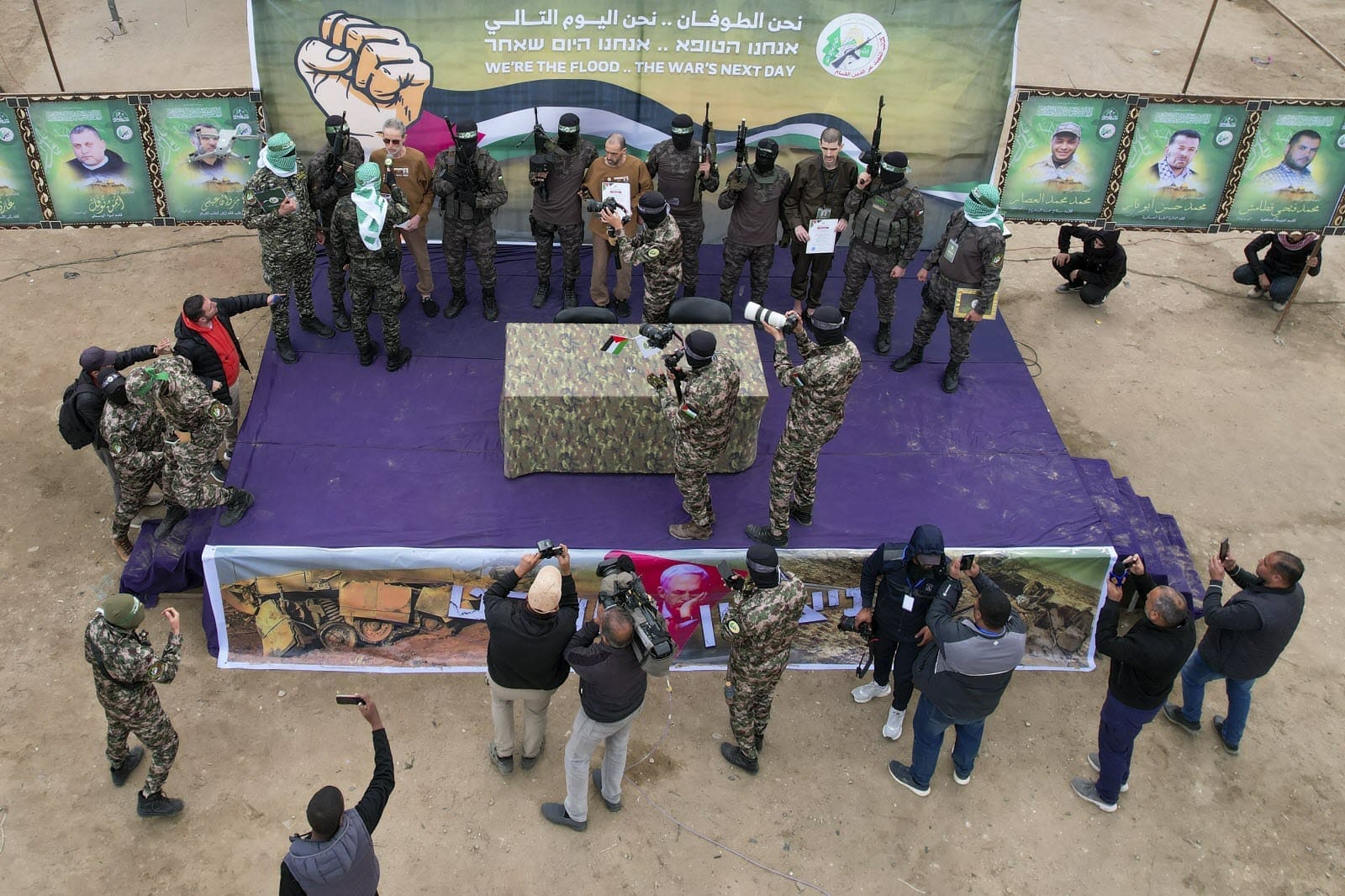 Trois otages israéliens libérés par le Hamas et remis à Israël