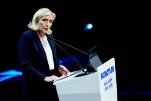 Le Pen, Orban, Salvini… Objectif MEGA : le vent du Trumpisme souffle sur l’Europe