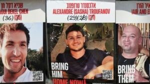 Trois otages israéliens doivent être libérés ce samedi par le Hamas