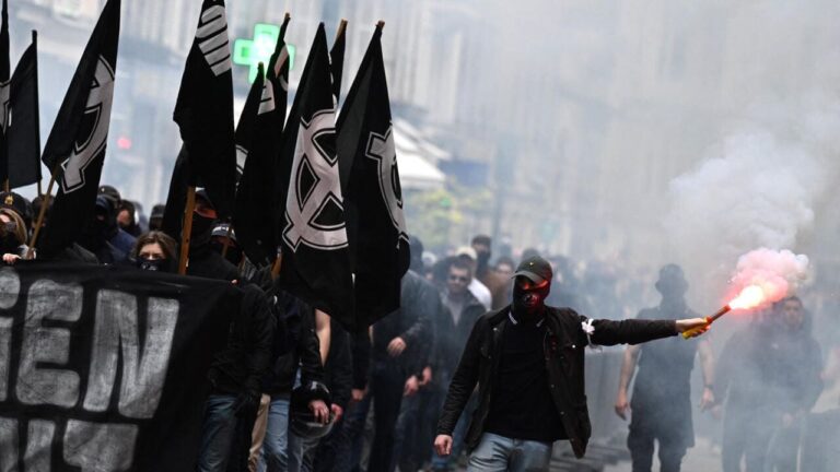 Six militants d’ultradroite interpellés après une agression à Paris