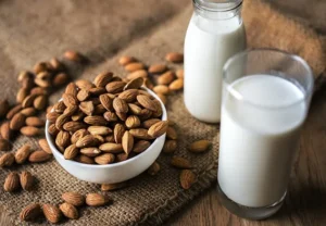 Le lait d'amande : une alternative nutritive et bénéfique au lait animal