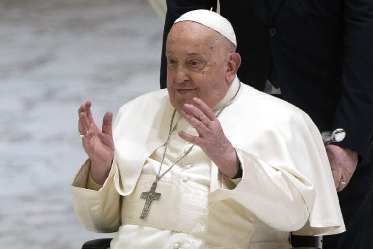 Le pape François en meilleure forme : il n’a plus besoin de masque à oxygène