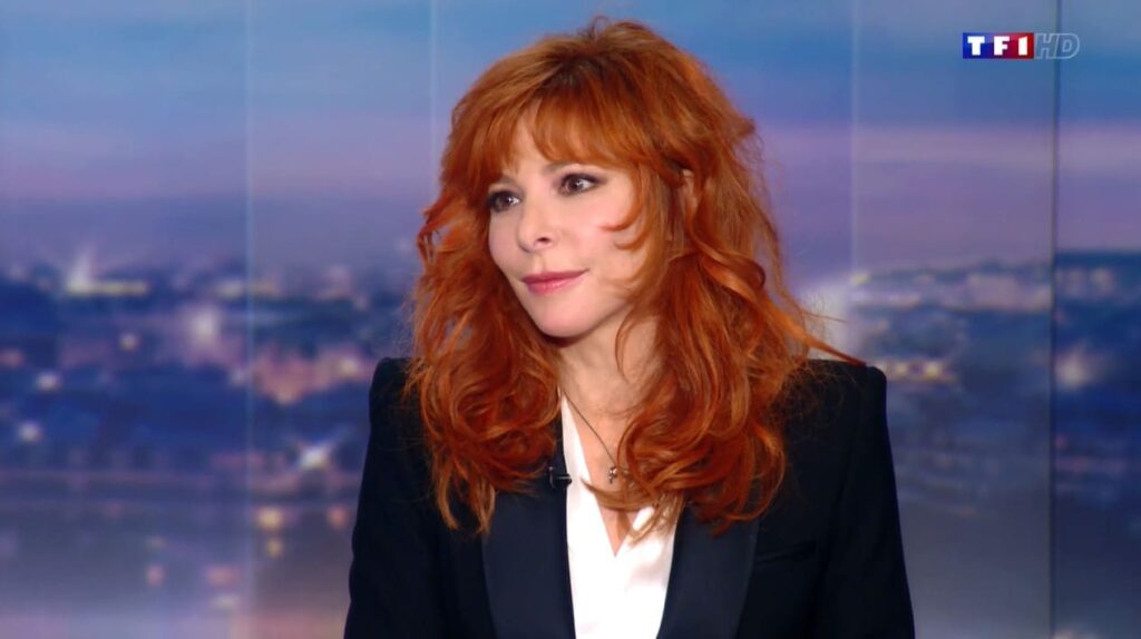 Mylene Farmer, Stade de France, Nervemore, More