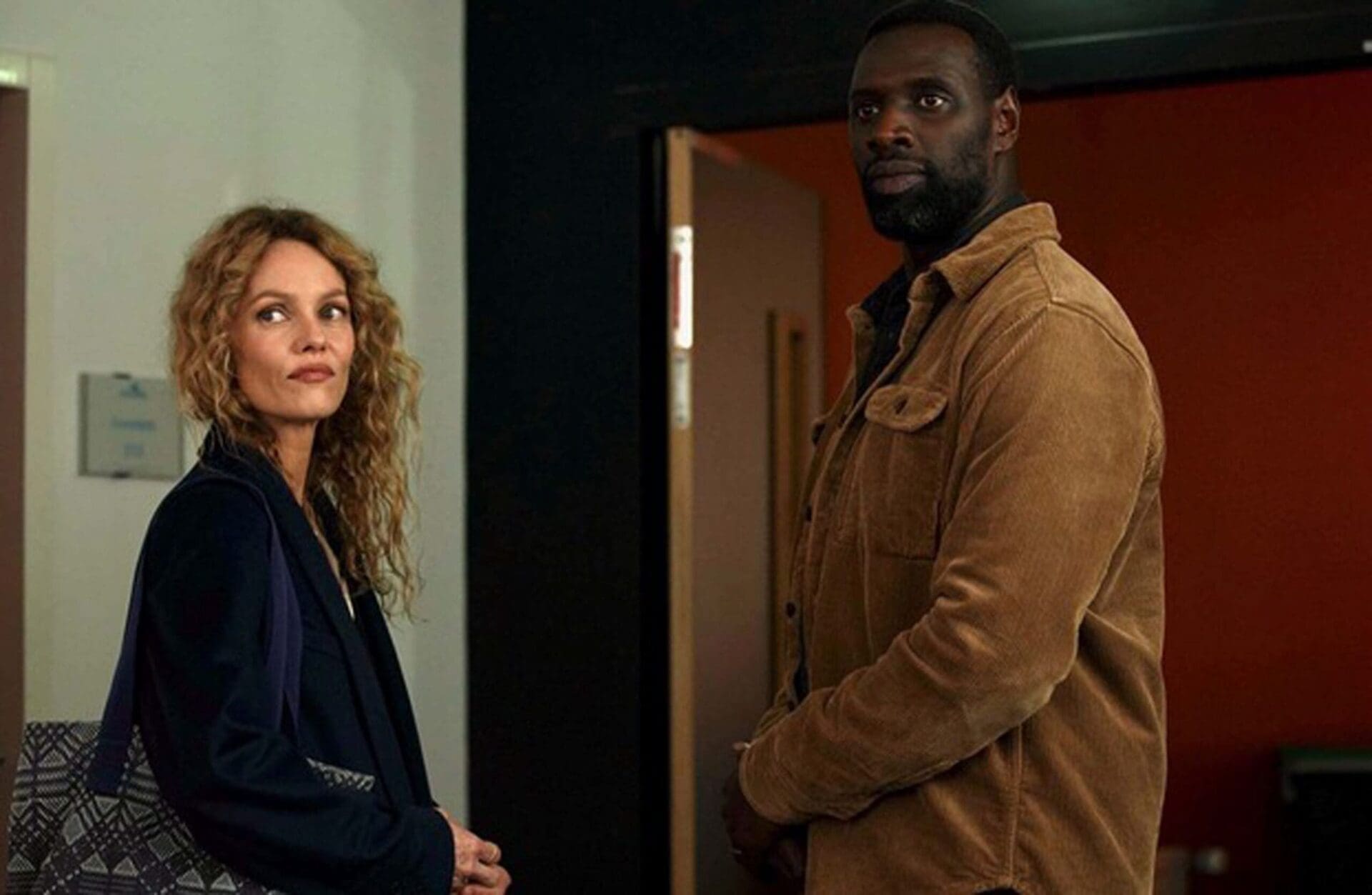 Vanessa Paradis et Omar Sy à Paris pour présenter leur nouveau film, 'Dis-moi juste que tu m'aimes'