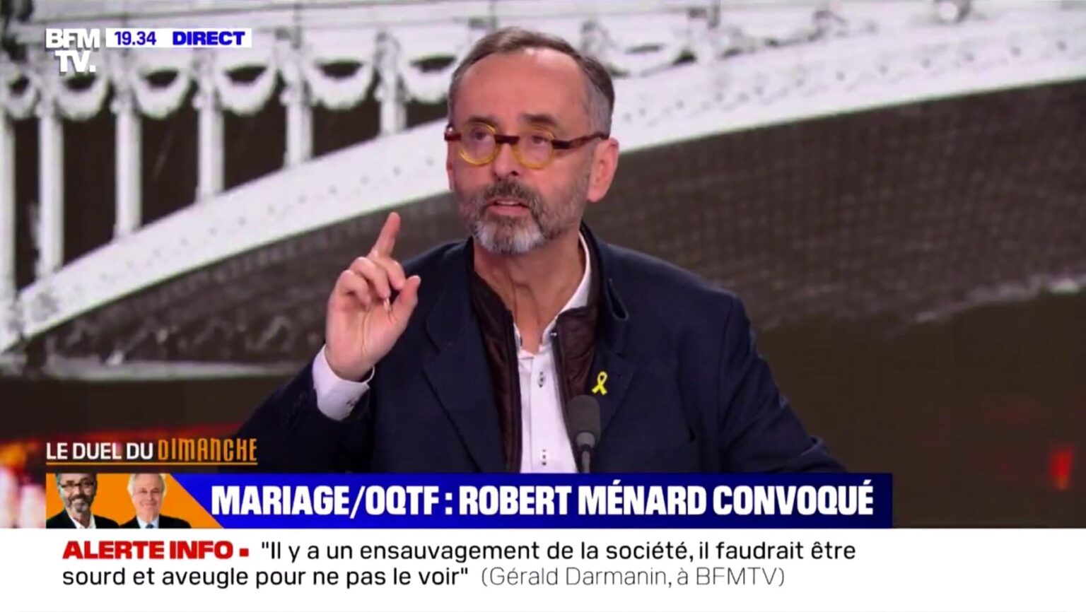 Robert Ménard maire de Béziers mariage OQTF