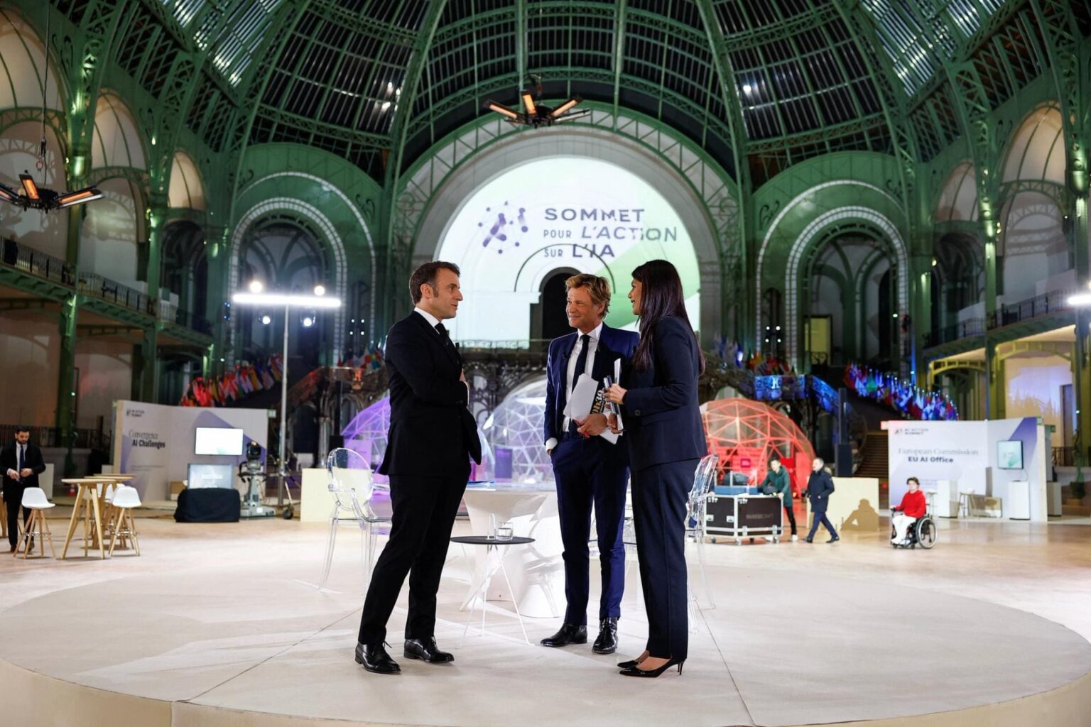 Le Sommet pour l'IA est lancé, les dirigeants de 80 pays  sont au Grand Palais