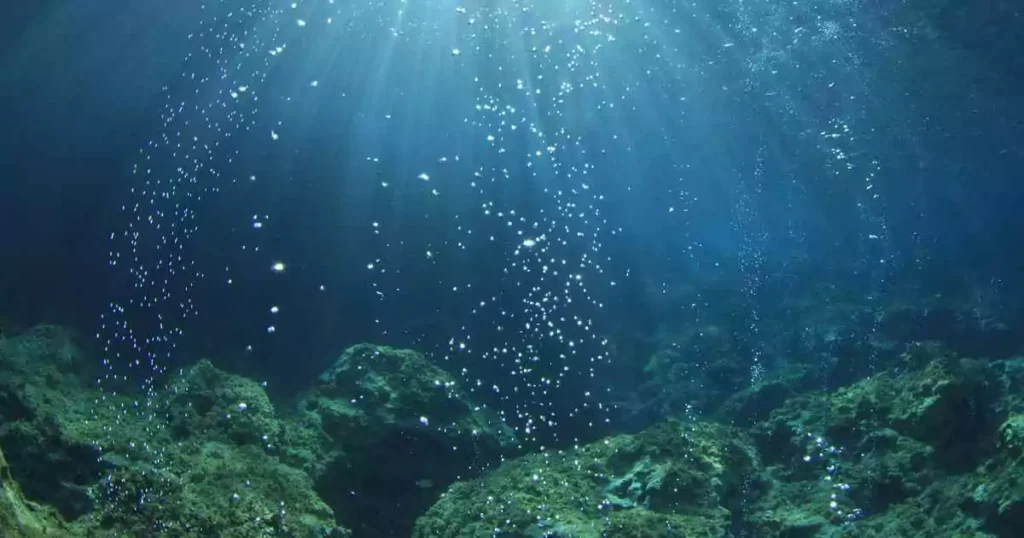 Un Mystérieux Rayonnement Sous l’Océan Pacifique Un Mystérieux Rayonnement Sous l’Océan Pacifique