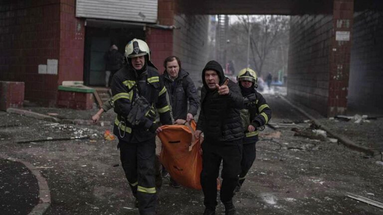 Une attaque russe fait des victimes ukrainiennes