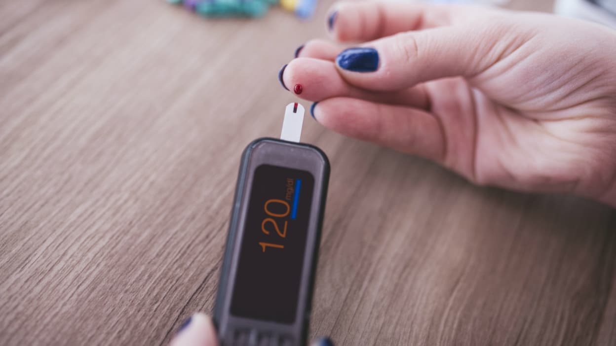 Une innovation révolutionnaire libère les patients diabétiques des piqûres au doigt