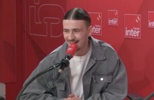 «J’espère être un jour une grenouille.» Pierre Garnier répond avec humour aux critiques de Pascal Obispo