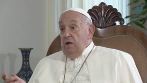 Le pape François dans un état toujours critique. Le Vatican indique qu’il a fait une crise respiratoire asthmatique prolongée