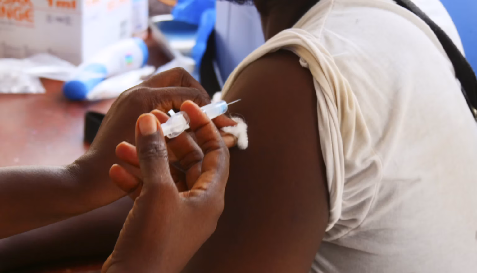 vaccinebola