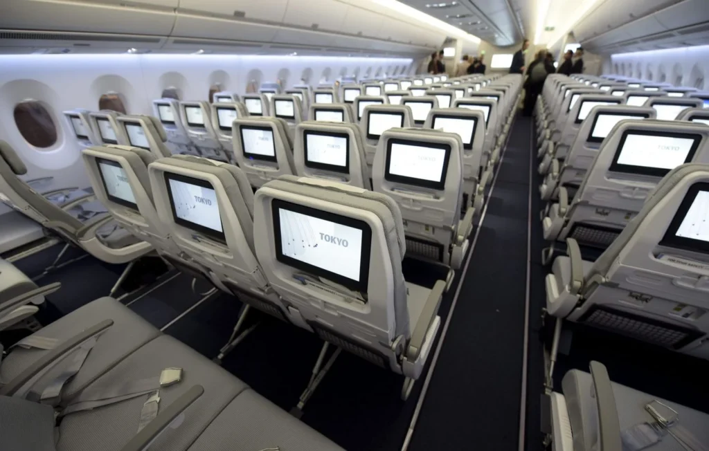 1444x920_illustration-cabine-avion