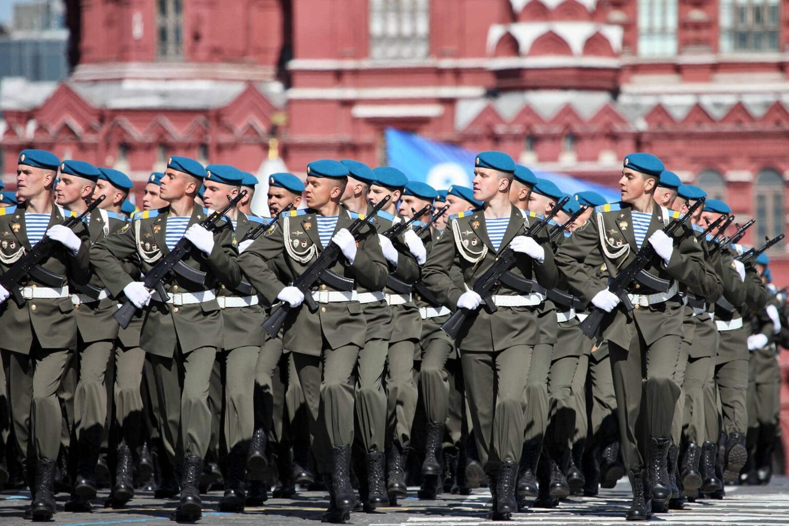 2013_Moscow_Victory_Day_Parade_15