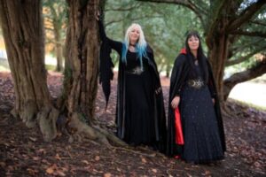 Sorcières, druides, chamanes : le paganisme renaît au Royaume-Uni