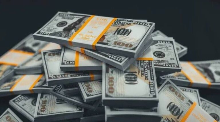 81 trillions de dollars "égarés" : L'homme le plus riche du monde pendant 90 minutes