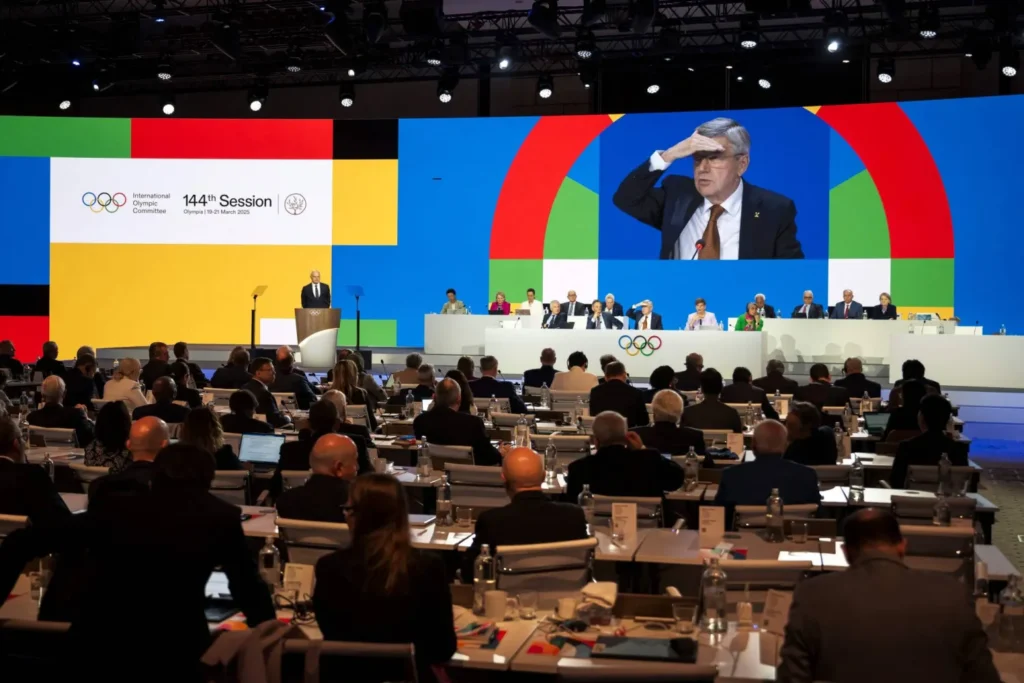 Attente pour l&rsquo;élection du nouveau président du Comité international olympique