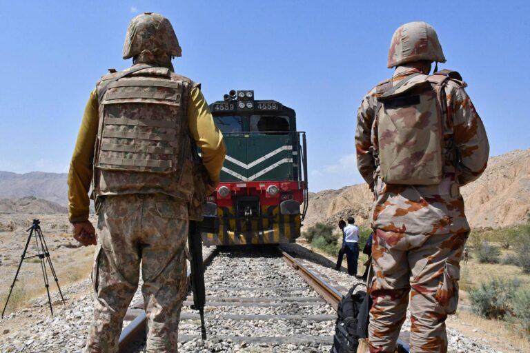Au moins cinq personnes tuées dans un attentat suicide dans le sud-ouest du pakistan