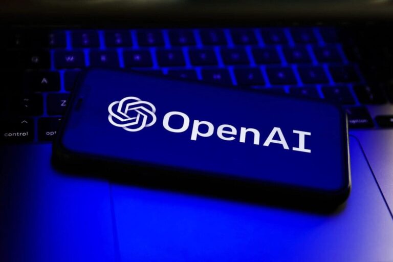 Bloomberg : SoftBank mène une importante levée de fonds de 40 milliards de dollars pour OpenAI