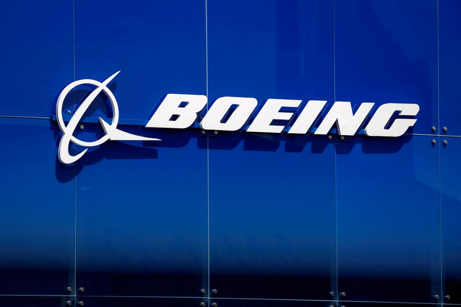 Capteurs avancés et moteurs de pointe... Boeing décroche un contrat pour la fabrication du F-47