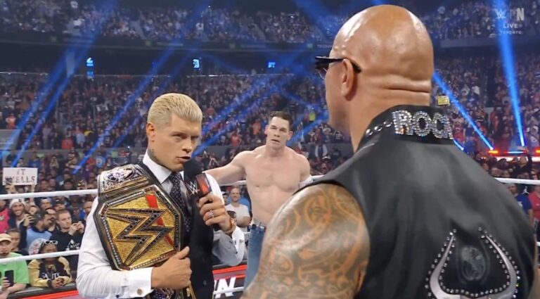 Triple H choque le monde du catch avec ce heel turn improbable ! The Rock réagit