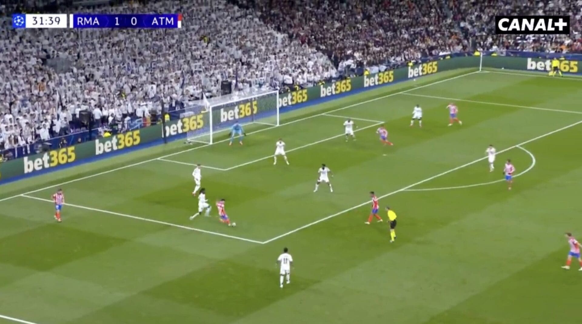 Ligue des Champions : le but époustouflant de Julian Alvarez mais la victoire pour le Real Madrid (2-1)