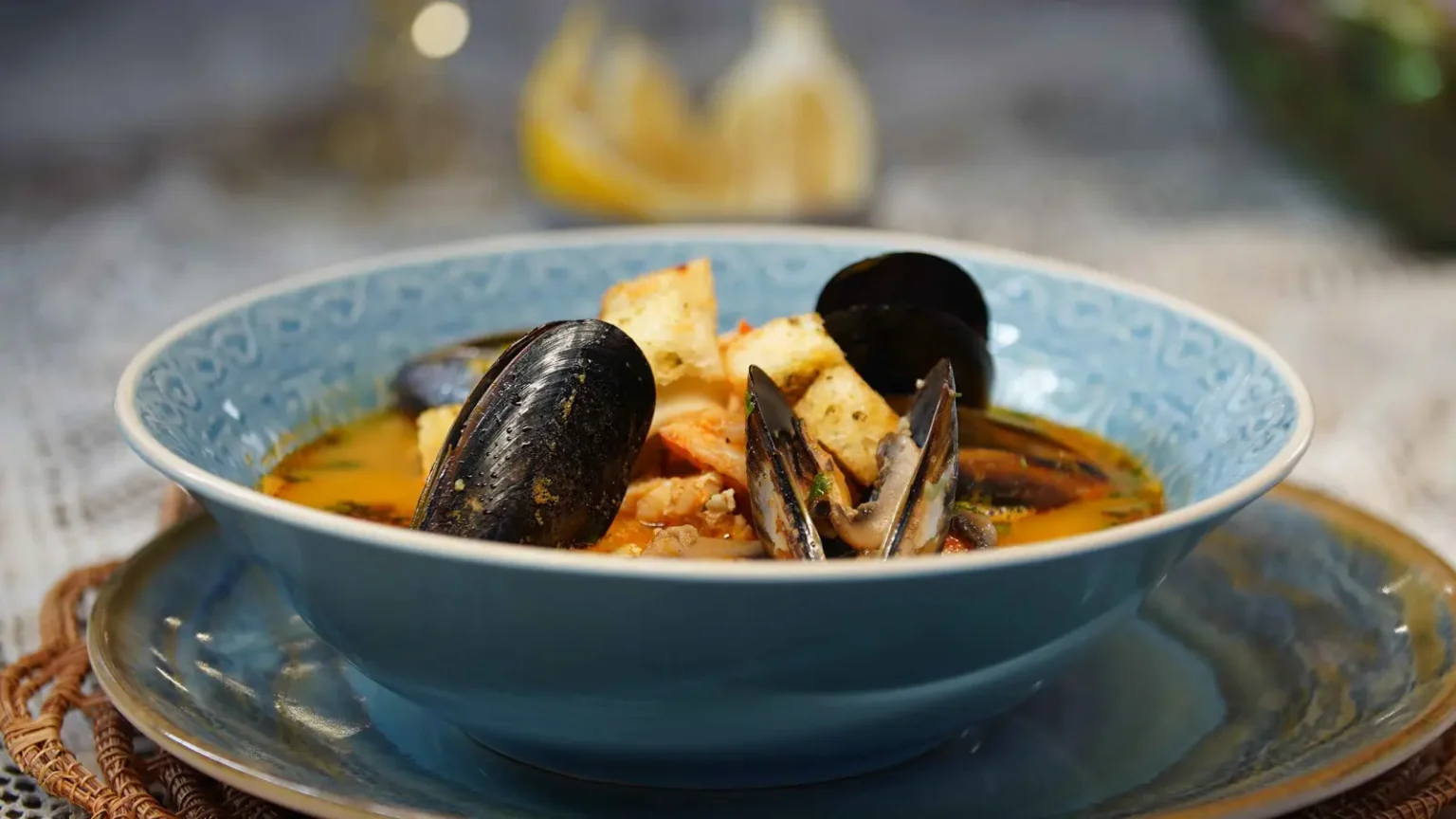 Cuisine - Une recette de soupe de fruits de mer