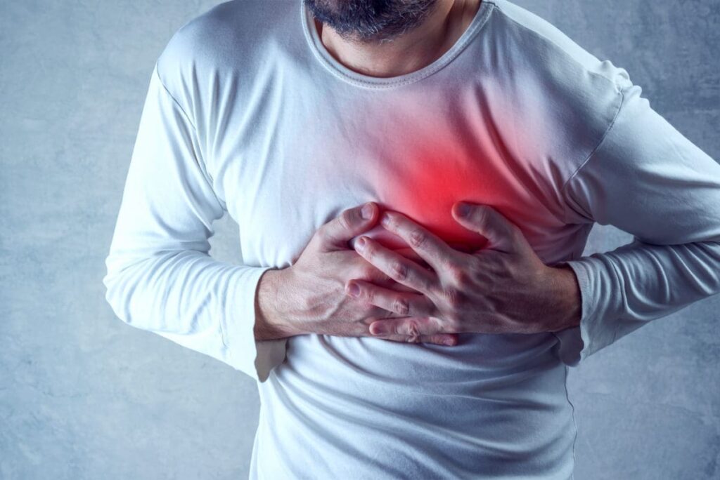 Des symptômes méconnus annonçant une crise cardiaque… Méfiez-vous-en !