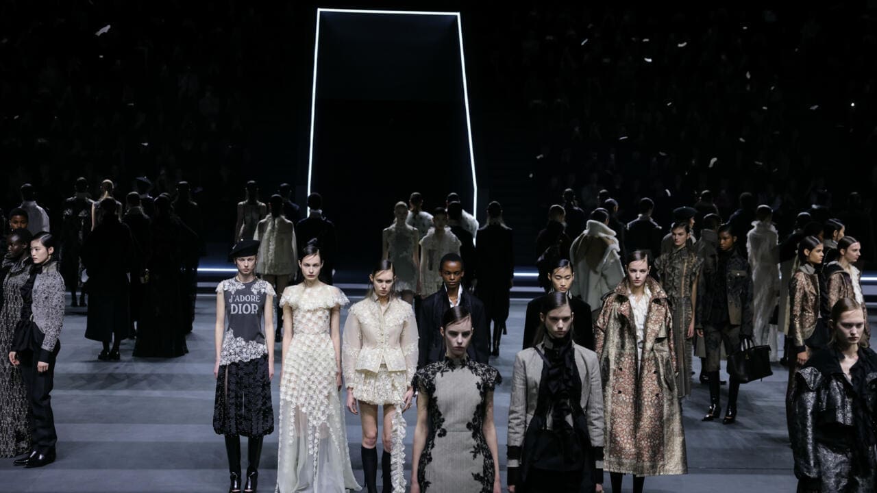 Maria Grazia Chiuri signe un défilé spectaculaire chez Dior, peut-être son dernier