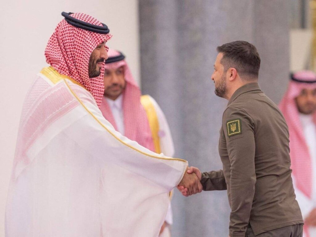 L'Arabie saoudite accueille favorablement les discussions de Djeddah dans ses efforts pour mettre fin à la crise en ukraine